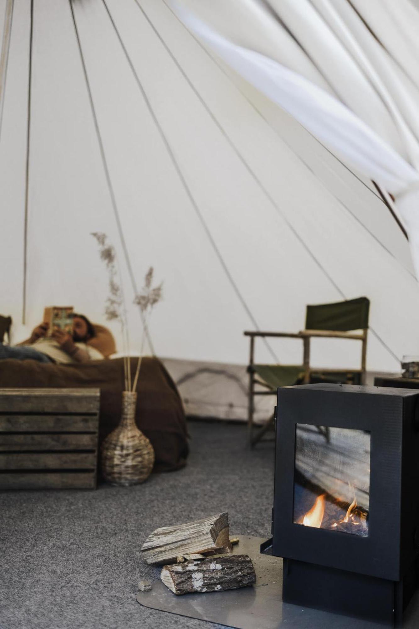 Falkeroed - Lyxig Glamping I Naturreservat Ink Frukost Ґреббестад Екстер'єр фото